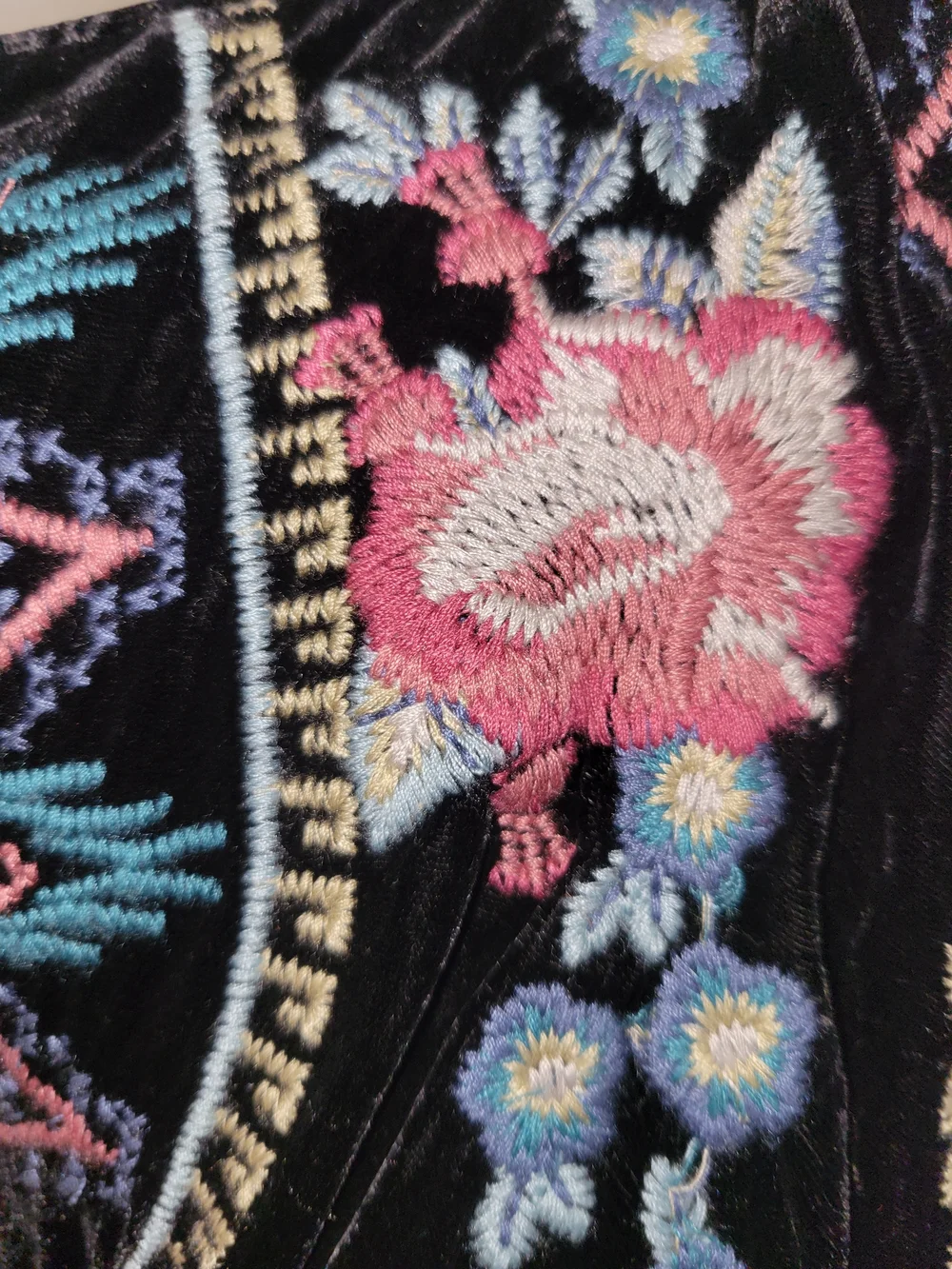Johnny Was Aveza Black Velvet Embroidered Kimono Coat Floral Size Large - Picture 2 of 8